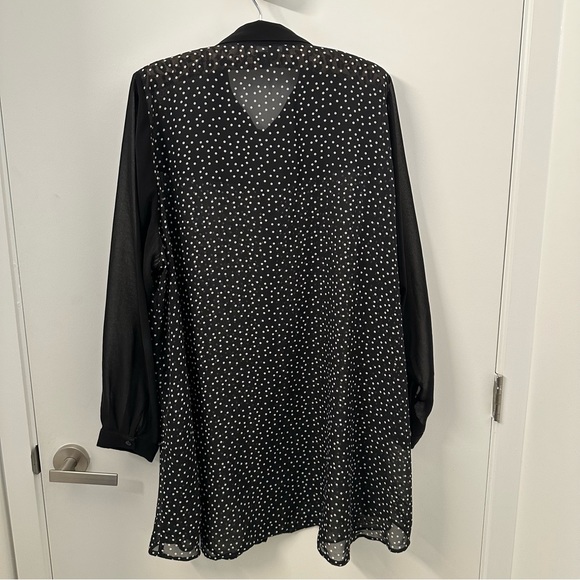 Evans Long Sleeve Color-block Button Down Tunic - Picture 4 of 5